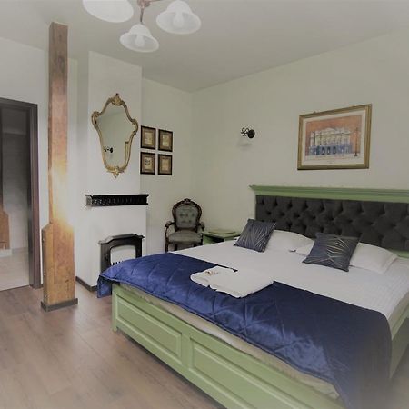 La Curtea Domneasca Hotel Karácsonkő Kültér fotó