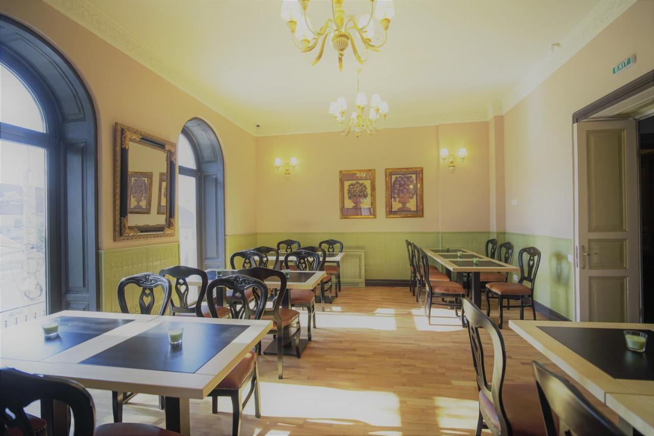 La Curtea Domneasca Hotel Karácsonkő Kültér fotó